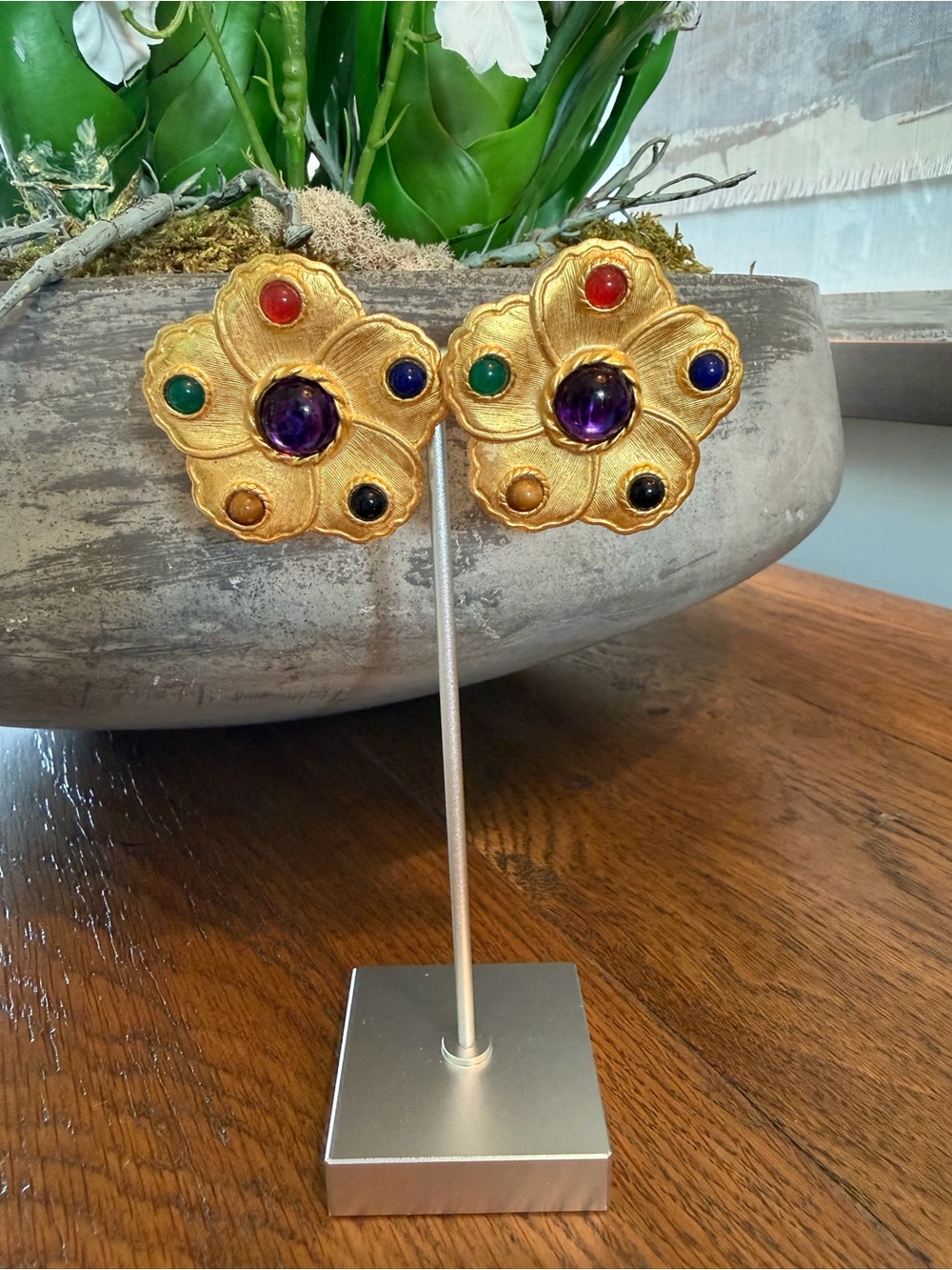 Vintage Floral Cabachon Clip On Earrings